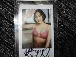 値下げ鈴村あいり　プレステージ専用ケース入り　サイン入り片手ぶらチェキ Amazon.co.jp: 鈴村あいり直筆サイン入り特典チェキ☆おすず